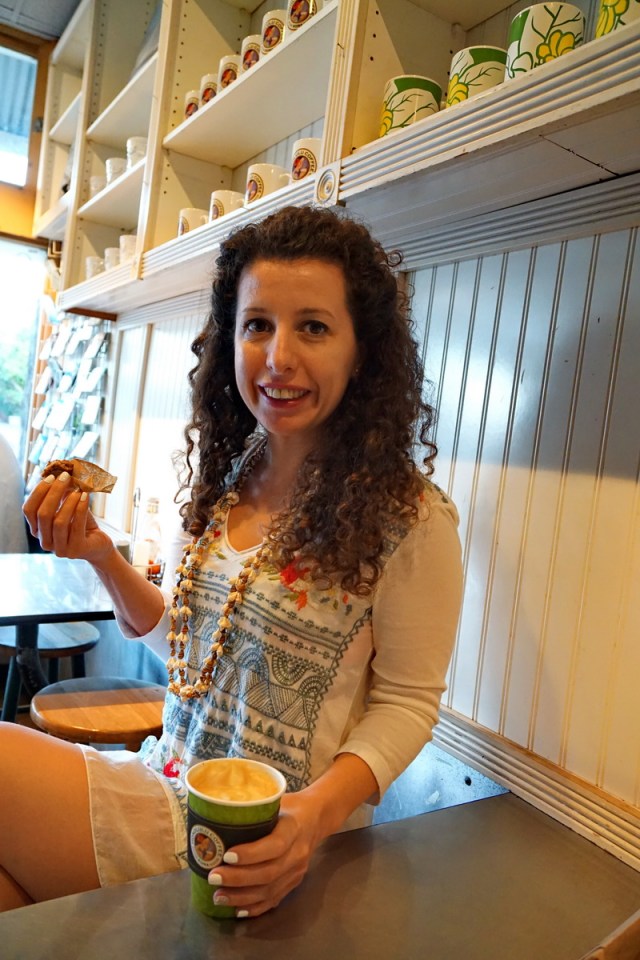 Quick breakfast at Antony's Coffee Co before start to Hana Road adventure